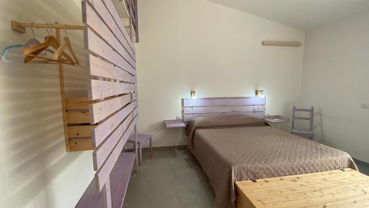 I Tre Schen Hotel Calasetta Exterior photo